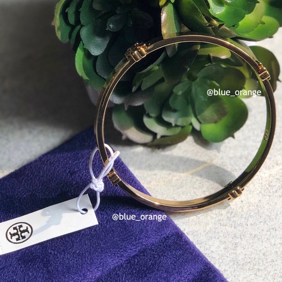 RESTOCKED ✨TORY BURCH✨LOGO BANGLE SLIP ON BRACELET - Picture 5 of 7
